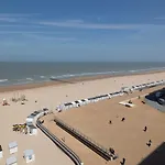 Bel Air - Spacious 2-bedroom With Frontal Sea View T117