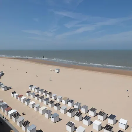 Bel Air - Spacious 2-bedroom With Frontal Sea View T117 Ostende