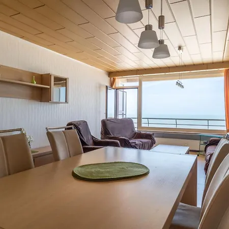 Bel Air - Spacious 2-bedroom With Frontal Sea View T117 * Ostende