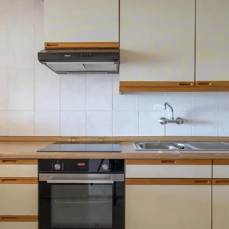 Bel Air - Spacious 2-bedroom With Frontal Sea View T117 *