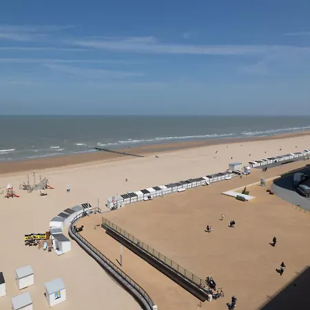 Bel Air - Spacious 2-bedroom With Frontal Sea View T117