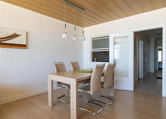 Bel Air - Spacious 2-bedroom With Frontal Sea View T117 Ostende