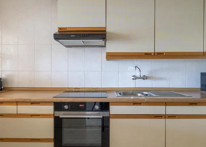 Bel Air - Spacious 2-bedroom With Frontal Sea View T117 *